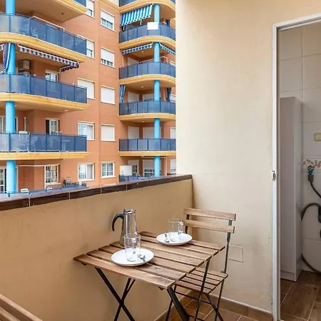 Cozy In With Views * Fuengirola