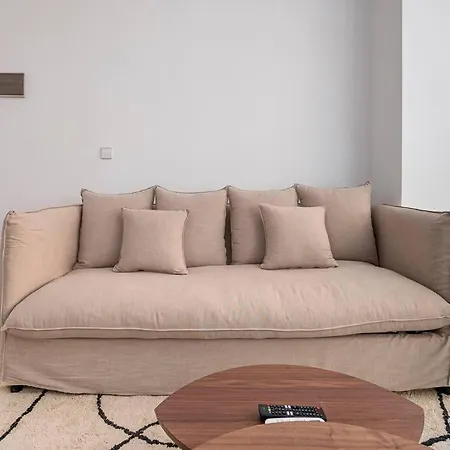 Cozy In With Views Apartment *